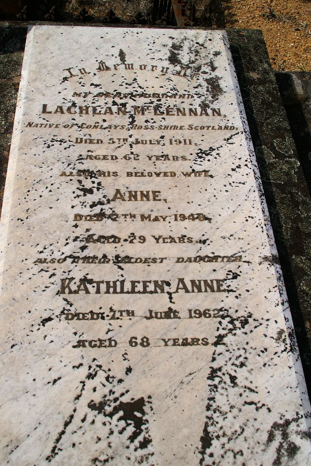 Photo of headstones/Lachlan McLENNAN d1911 hdstn Clunes & Anne, Kathleen Anne